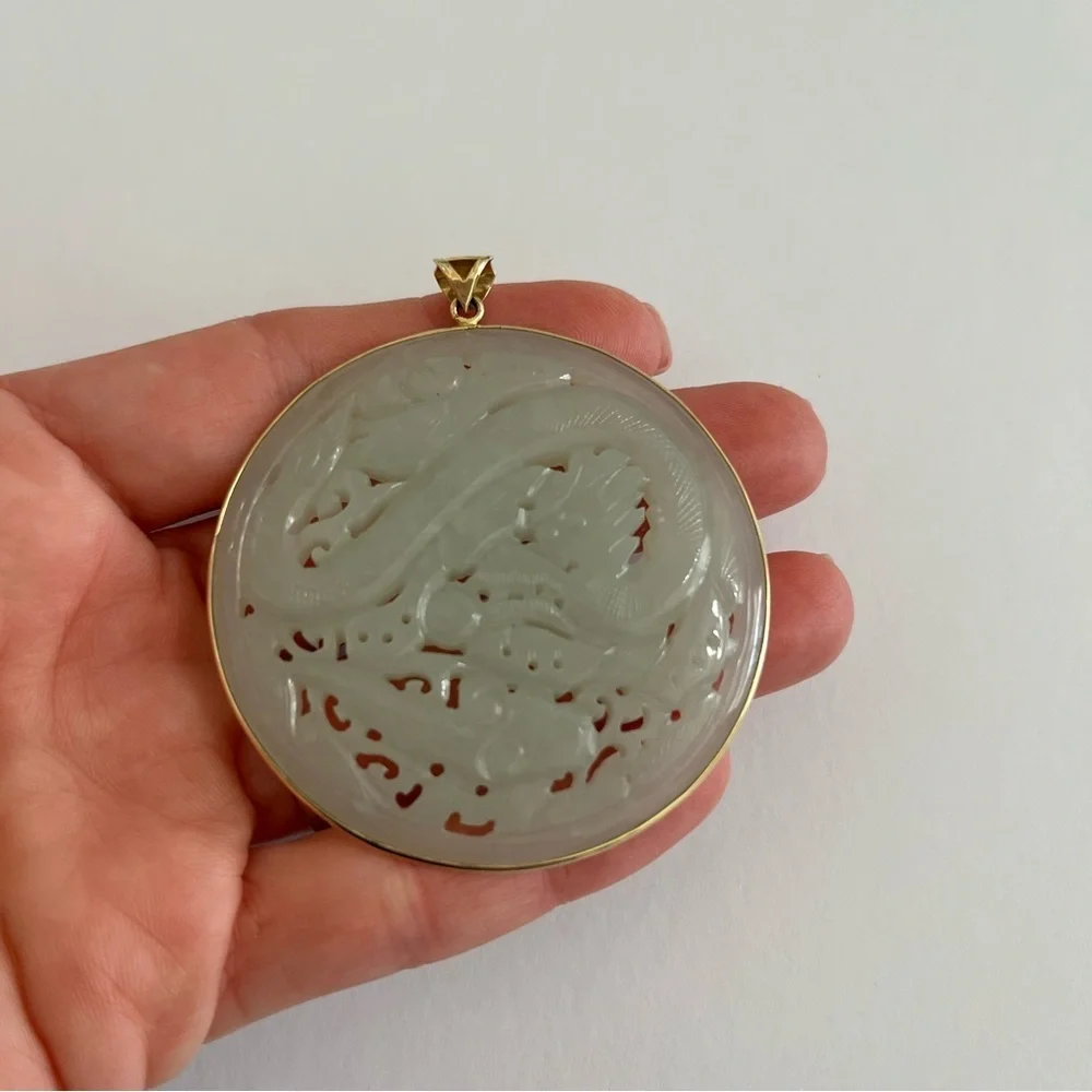 14k Gold Chinese Dragon Carved Round Pendant